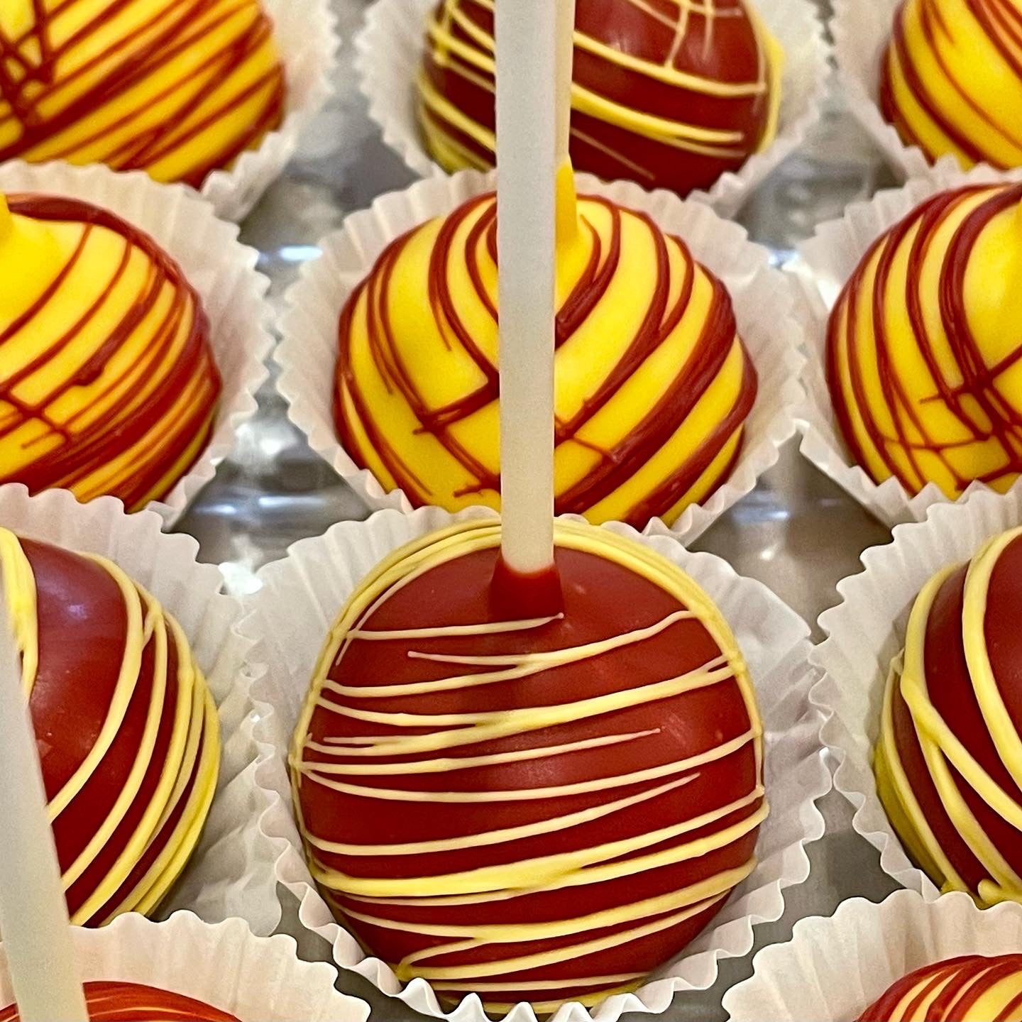 Custom Cake Pops