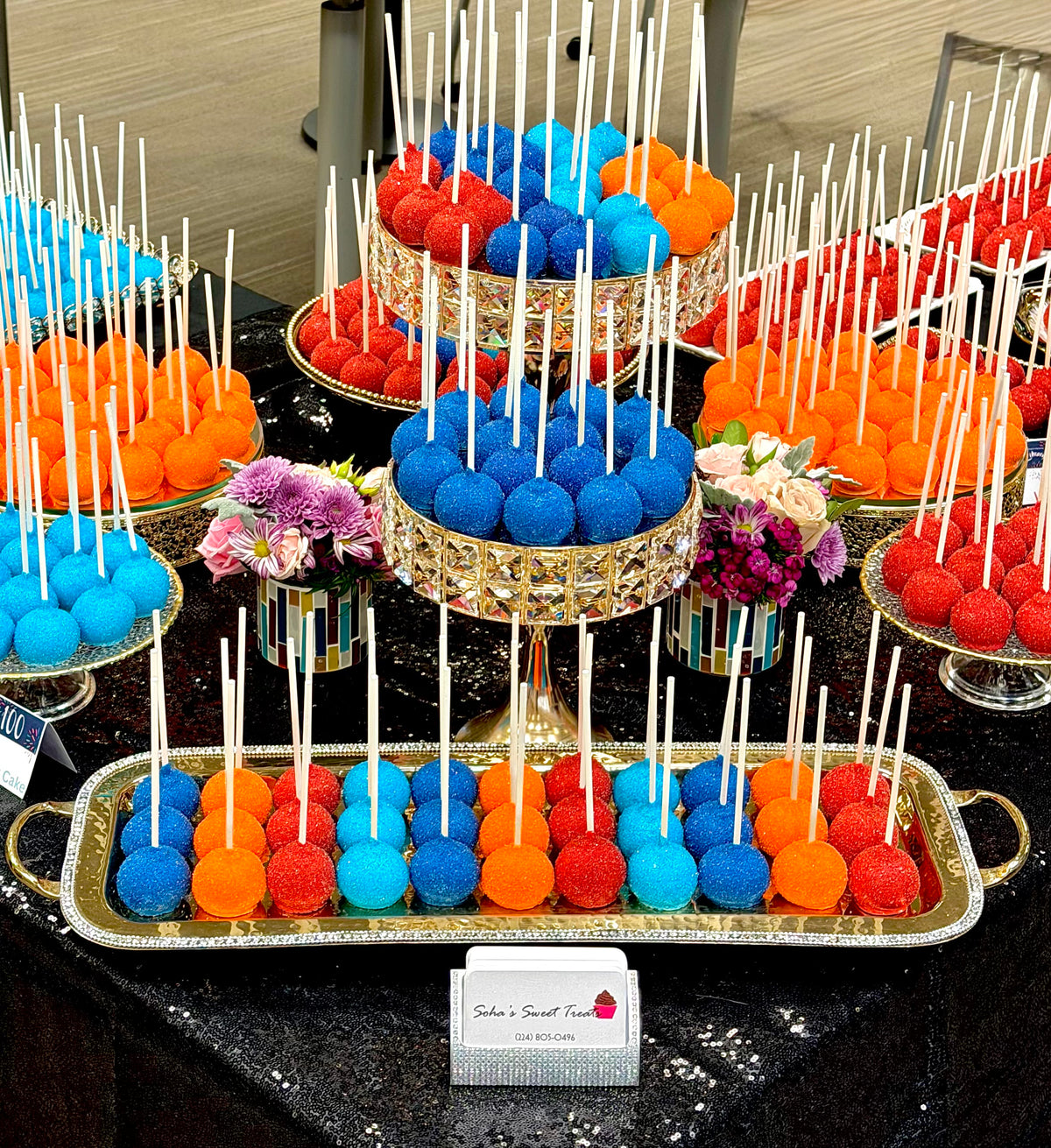 Custom Cake Pops