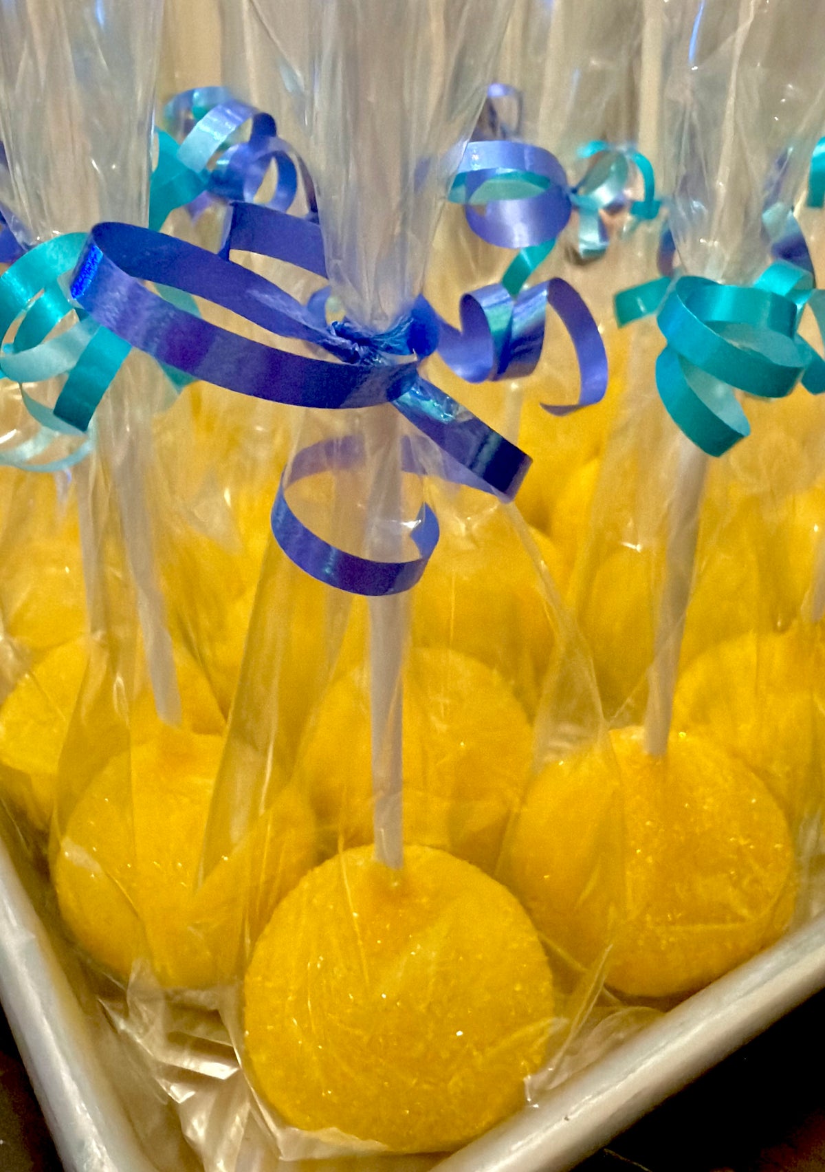 Lemon Cake Pops