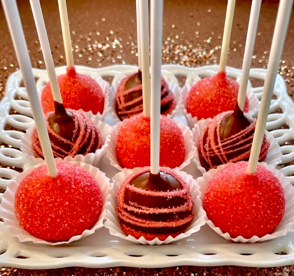 CAKE POPS!